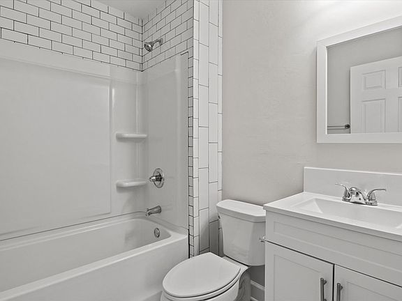 2nd image of 209 W Osceola St #A