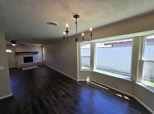 2525 Sharondale Dr, Clovis, NM 88101