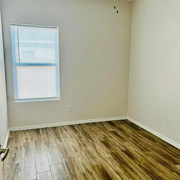 4904 N Crown Point #1 — Photo 11