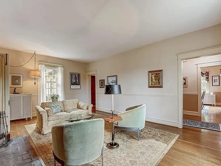 307 Waring Rd — Photo 9