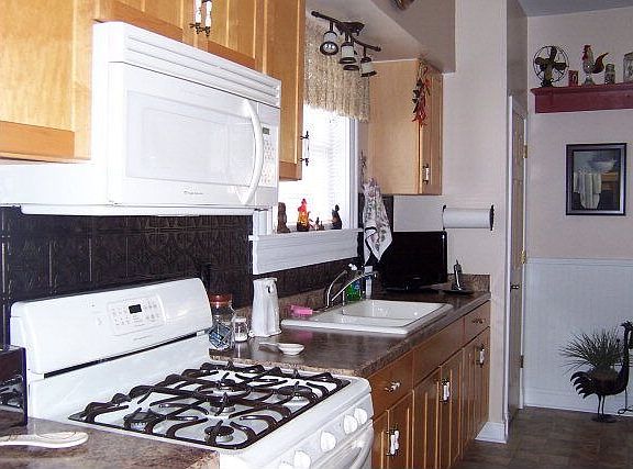 5th image of 1220 Woodlawn Ave