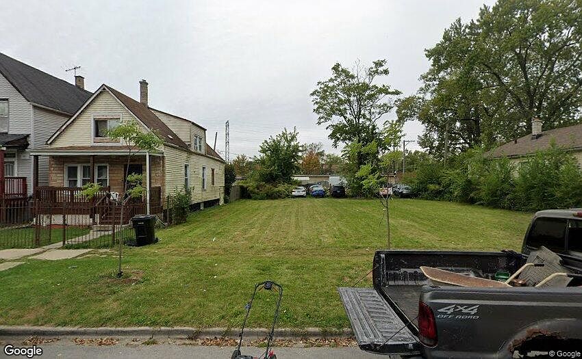 1st image of 11818 S Emerald Ave