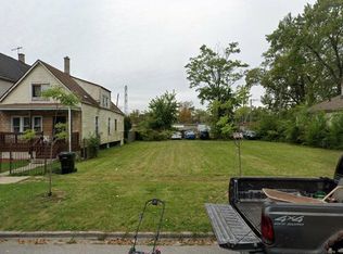 11818 S Emerald Ave, Chicago, IL 60628