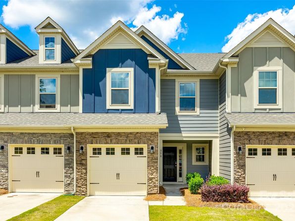 558 Dulaney Dr, Fort Mill, SC 29708