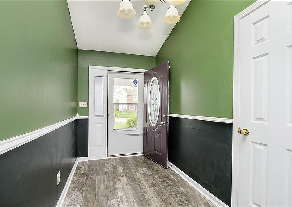 1st image of 5869 Gadsen Dr