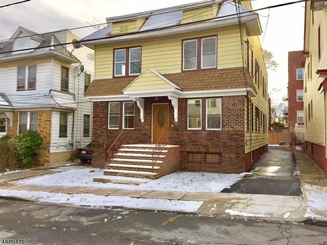 2nd image of 89 W Allen St