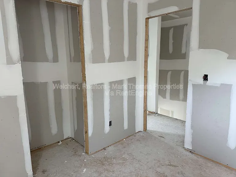 1203 Fern St — Photo 30