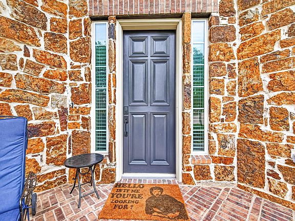 5th image of 25646 Luna Vista Ln