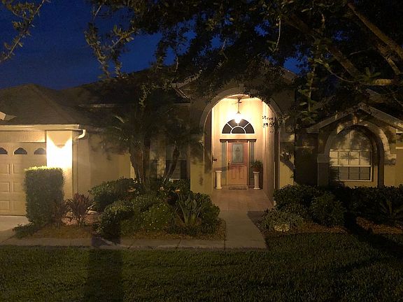 5th image of 10719 Lemay Dr
