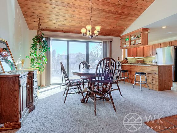 5th image of 842 W Tamarisk St