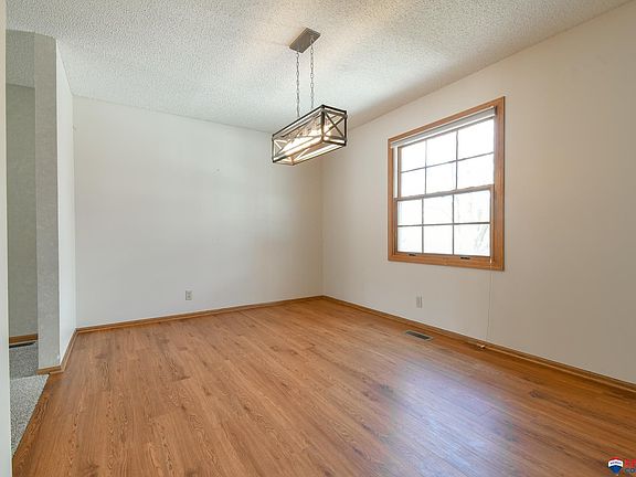 2nd image of 5243 S Dove Pl