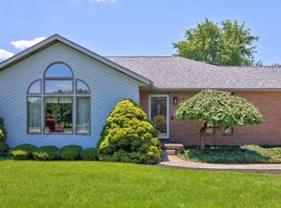 1401 James Dr, Celina, OH 45822