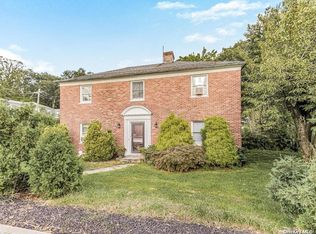 4590 Henry Hudson Pkwy, Bronx, NY 10471