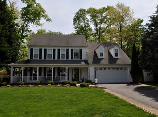 2611 Fernleaf Rd, Charlottesville, VA 22911