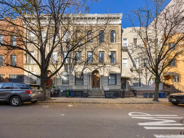 199 Java Street image 12 of 12