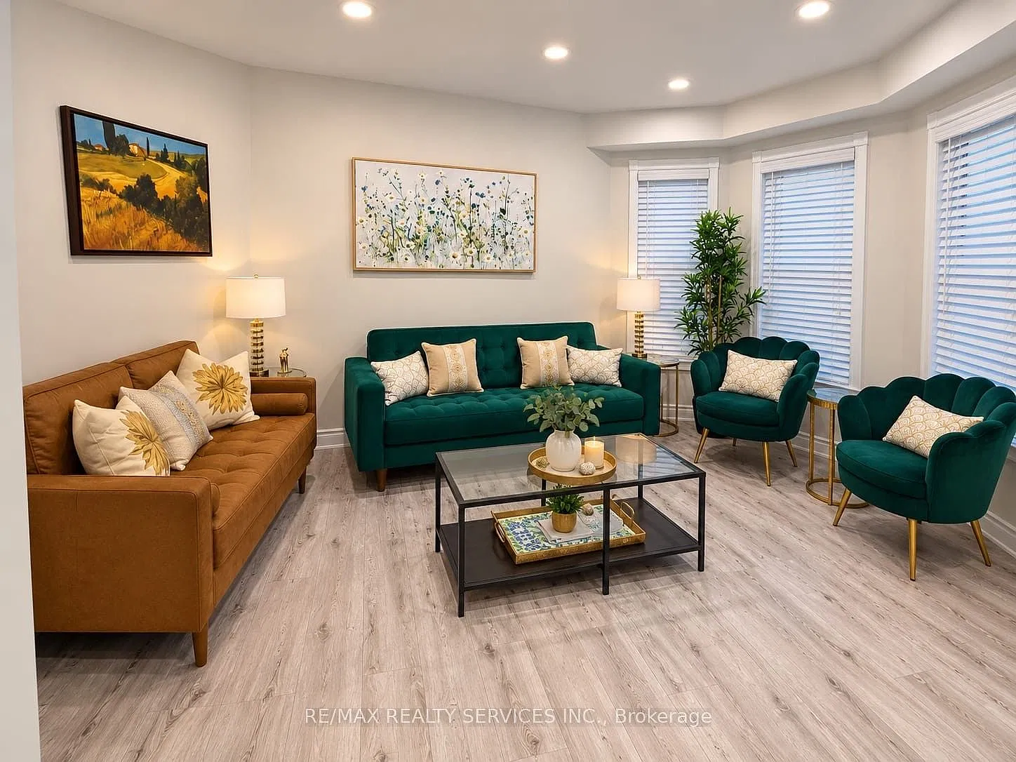 4 bed, $3,100 — Photo 2