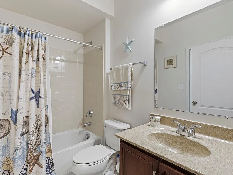 43245 Mitcham Sq — Photo 21