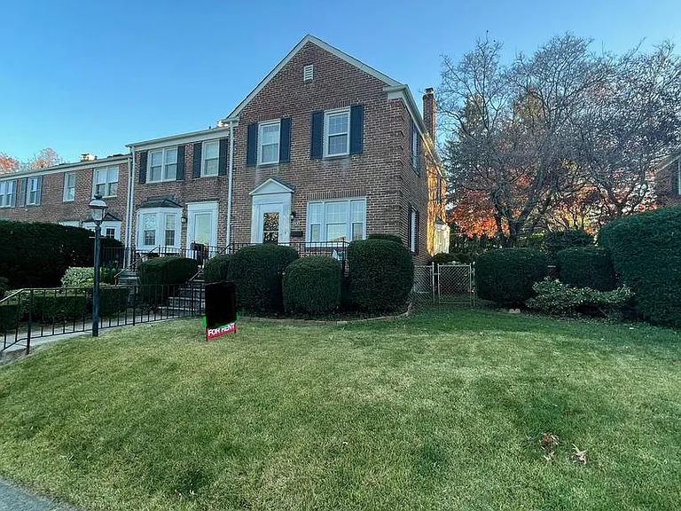 345 Old Trl — Photo 1
