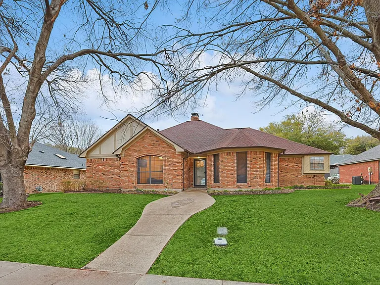 609 Arbor Creek Dr — Photo 8