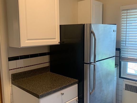 3rd image of 3424 Shaw Ave APT 4