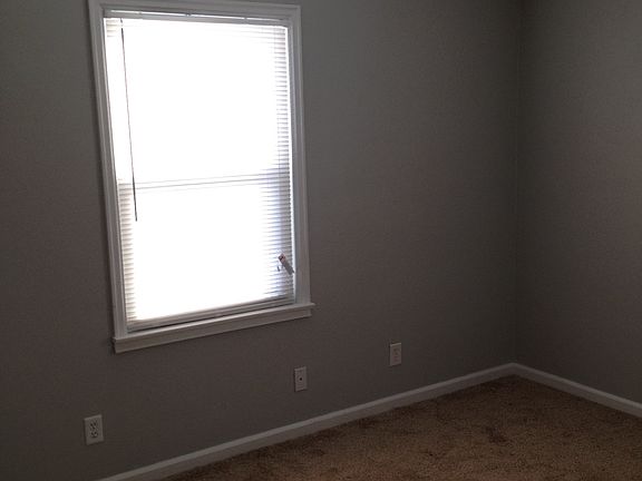 4th image of 1115 Donald Ave