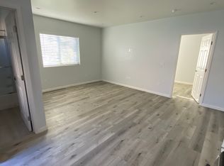 8646 Morehart Ave, Sun Valley, CA 91352