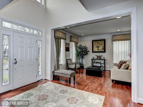 3rd image of 2710 Pioneer Ln