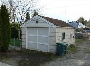921 Times Ave, Bremerton, WA 98312