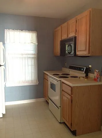 1 Borestone Ln #1 — Photo 8