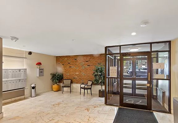 3rd image of 75 W 238th St APT 7A