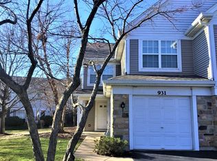 931 Concord Ct, Carol Stream, IL 60188