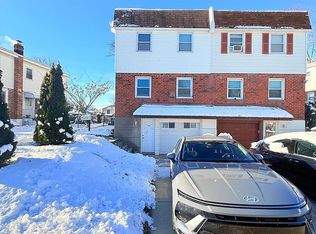 1152 Morefield Rd, Philadelphia, PA 19115