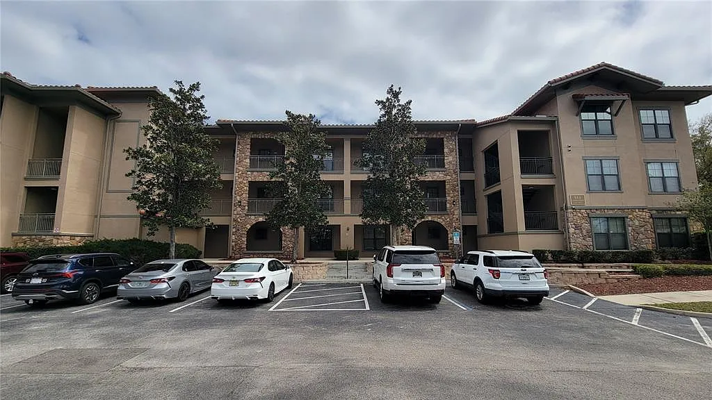 3 bed, 3.0 bath, 1217 sqft, $1,800 — Photo 4