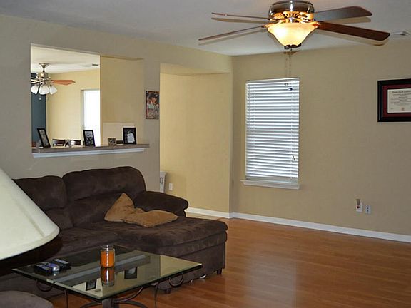 5th image of 8110 Stonemount Ct
