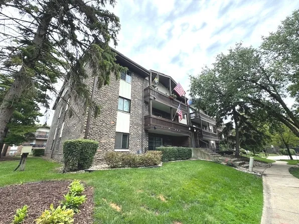 14013 James Dr APT 504, Crestwood, IL 60418