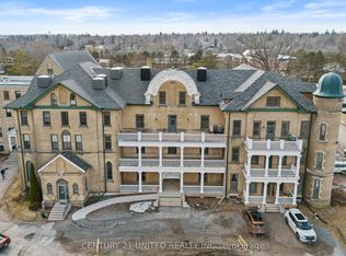 1545 Monaghan Rd #C306, Peterborough, ON K9J 5N3