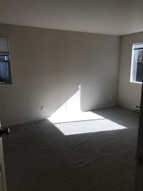 1st image of 12239 NE 5th St #C-101