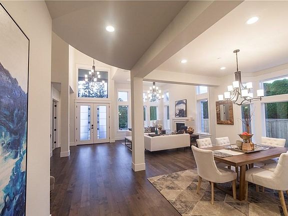 4th image of 8853 SE 39th St