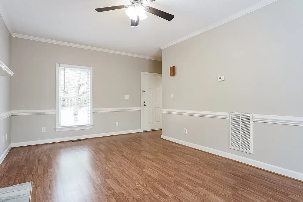 3 bed, 2.5 bath, 1531 sqft, $1,975 — Photo 4