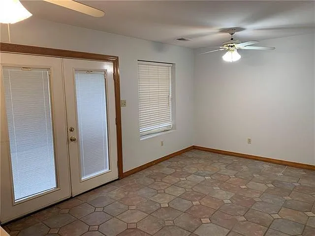 43184 Naples Dr — Photo 8