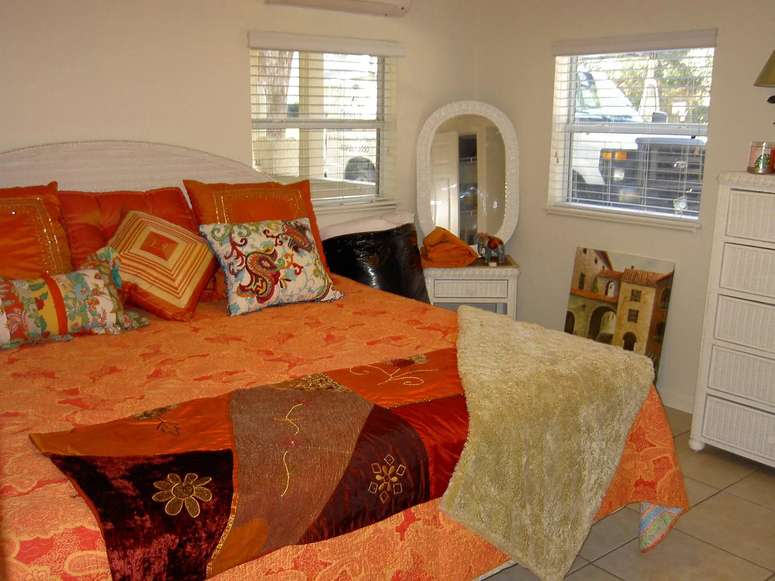 3 bed, 1203 sqft, $1,950 — Photo 1
