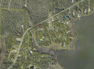 21 Cross Creek Cir, Freeport, FL 32439