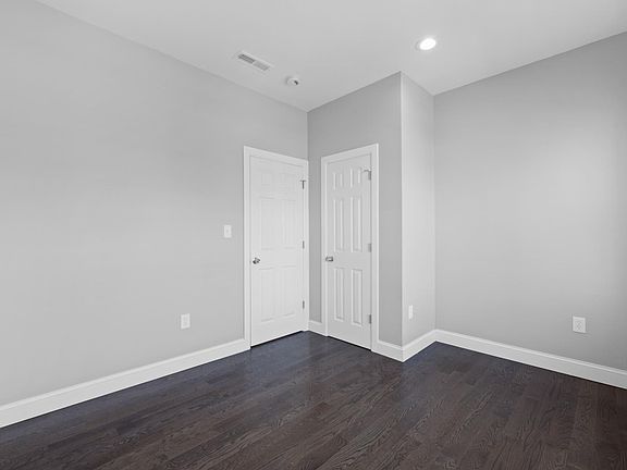 5th image of 221 Sussex Ave Floor 2