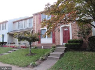 1112 Floyd Pl, Herndon, VA 20170