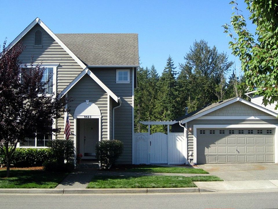 1st image of 9923 223rd Ave NE
