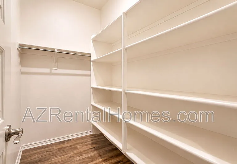 9742 E Thatcher Ave — Photo 5