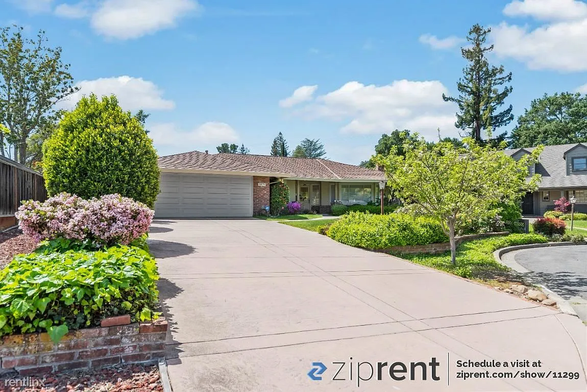 19575 Braemar Ct photo 1