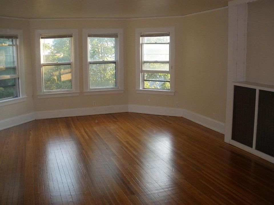 1st image of 24 S Buckhout St #1
