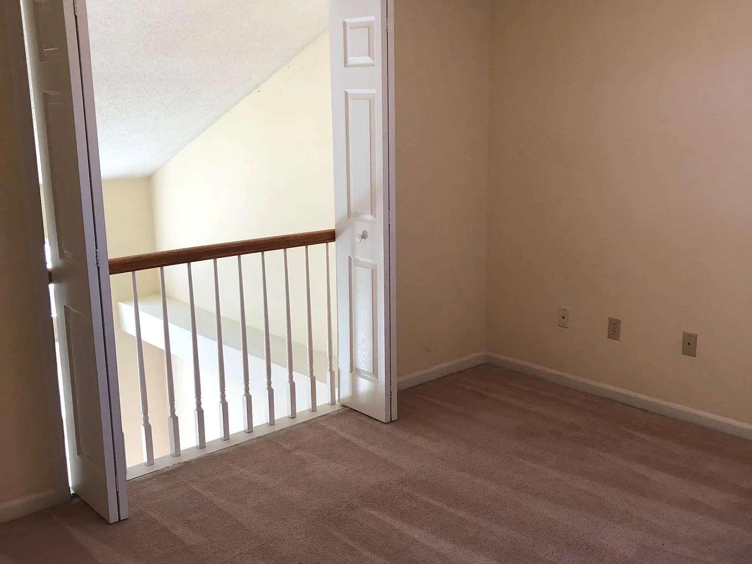 3 bed, $1,400 — Photo 4