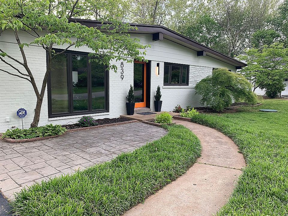 2nd image of 839 Wenneker Dr